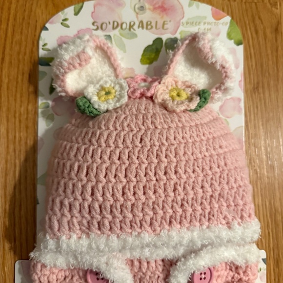 So’dorable Hand Crocheted Baby Girl 3 Piece Easter Photo-op Set - Picture 2 of 8